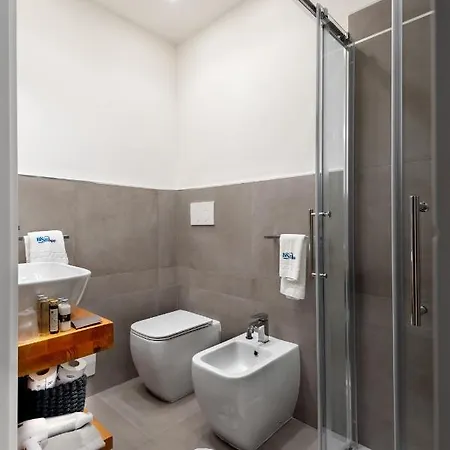 B&blue Bed & Breakfast 4*